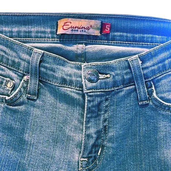 Eunina Light Wash Skinny Jeans Size 5 Made in USA - Picture 3 of 3